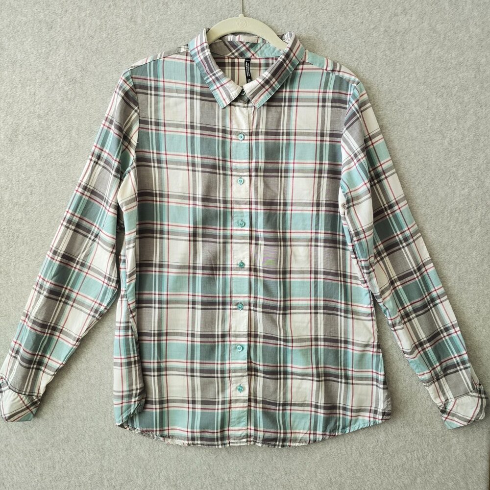 Kuhl Lexi M Long Sleeve Blue Plaid Button Up Lightweight Shirt Comfort Outdoor